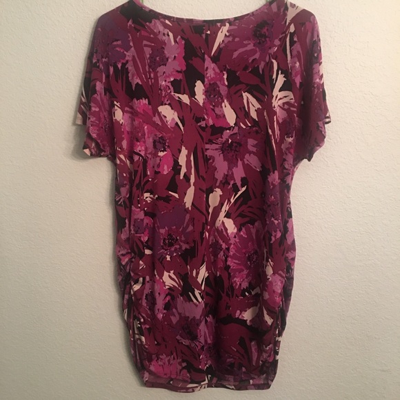 3/$20 Maternity Top - Picture 5 of 8